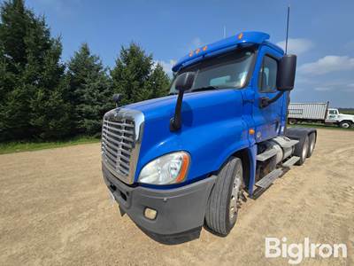 2012 Freightliner Cascadia T/A Truck Tractor