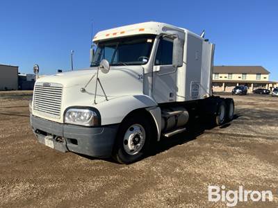 2003 Freightliner Century Classic T/A Truck Tractor
