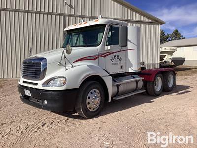 2007 Freightliner Columbia 120 T/A Truck Tractor