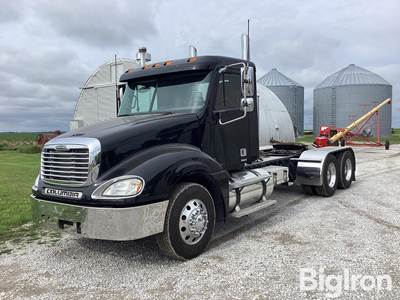 2006 Freightliner Columbia CL120 T/A Truck Tractor