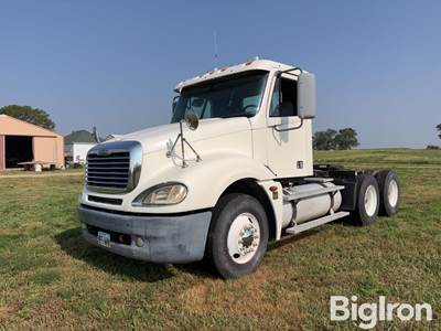 2006 Freightliner CL120 Columbia T/A Truck Tractor