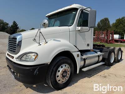 2007 Freightliner Columbia 120 T/A 6x4 Day Cab Truck Tractor