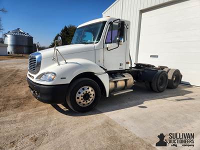 2003 Freightliner Columbia T/A Truck Tractor