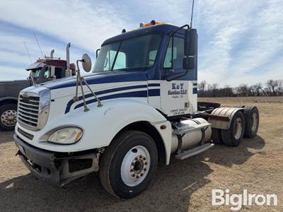 2005 Freightliner Columbia T/A Truck Tractor