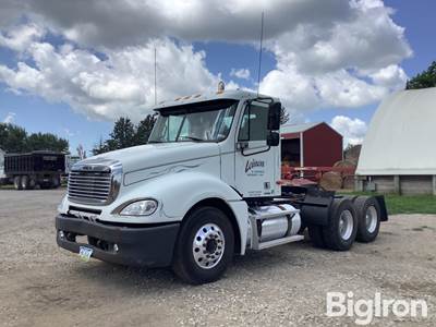 2003 Freightliner Columbia Truck Tractor