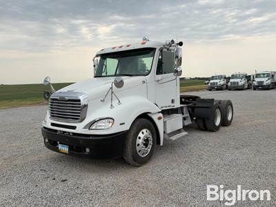 2007 Freightliner Columbia T/A Day cab truck tractor