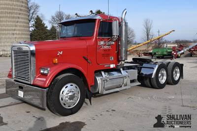 2003 Freightliner Conventional FLD Truck Tractor