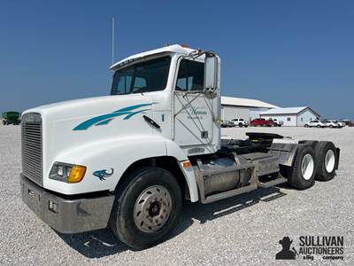 1993 Freightliner Conventional FLD T/A Truck Tractor