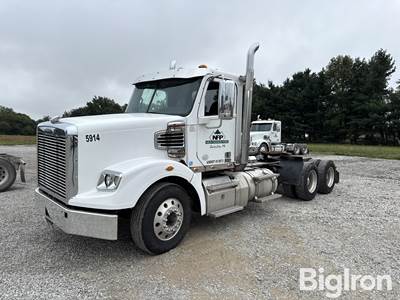2018 Freightliner SD122 Day Cab Truck Tractor