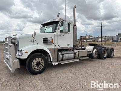 2017 Freightliner Coronado 132 Glider Tri/A Truck Tractor
