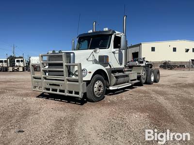 2017 Freightliner Coronado Conventional Glider Tri/A Truck Tractor
