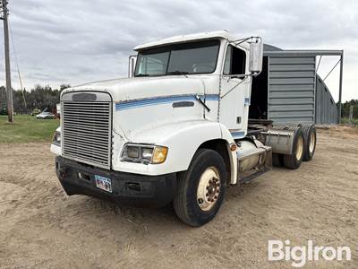 1992 Freightliner FLD112 T/A Truck Tractor