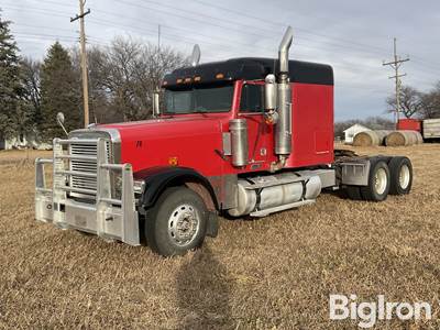 2007 Freightliner FLD132 Classic XL T/A Truck Tractor