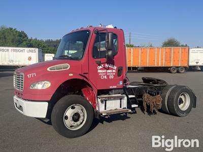 2006 Freightliner M2 Truck Tractor