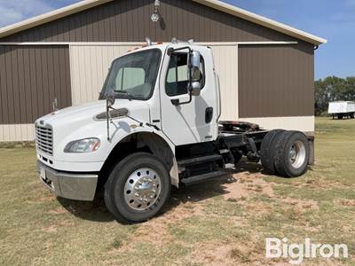 2007 Freightliner Business Class M2 S/A Truck Tractor