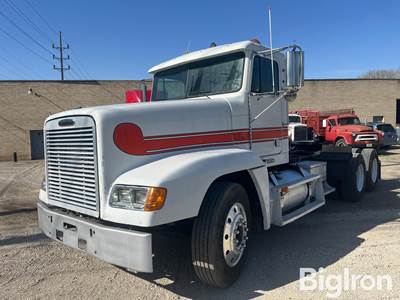 1995 Freightliner Day Cab Truck Tractor