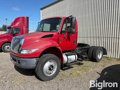 2007 International 4400 S/A Truck Tractor