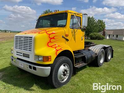 1992 International 8100 Daycab Truck Tractor