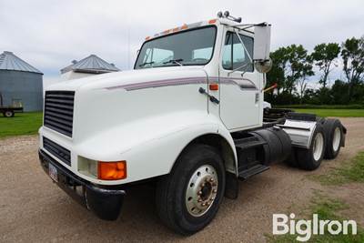 1994 International 8200 T/A Day Cab Truck Tractor