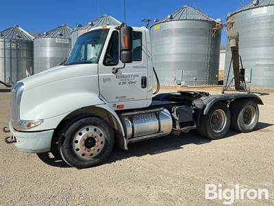 2006 International 8600 Series T/A Truck Tractor