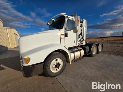 2002 International 9100i T/A Truck Tractor