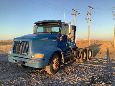 2001 International 9100i T/A Truck Tractor