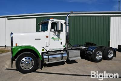 1999 International 9300 Day Cab T/A Truck Tractor