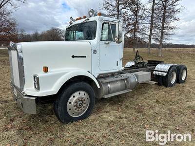 1989 International 9300 T/A Day Cab Truck Tractor