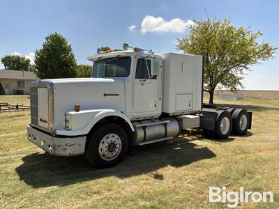 1989 International 9300 T/A Truck Tractor