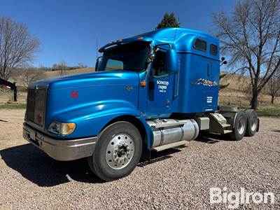 2000 International 9400I T/A Truck Tractor