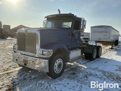 2001 International 9900I Truck Tractor