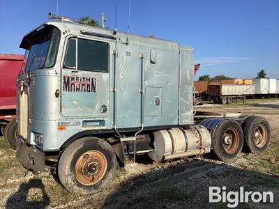 Kenworth T/A Truck Tractor