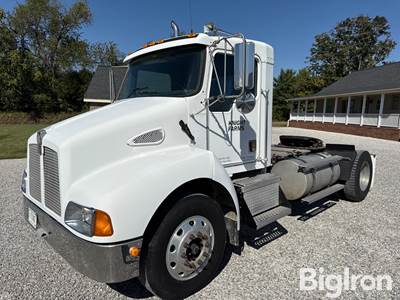 2000 Kenworth T300 Day Cab Truck Tractor