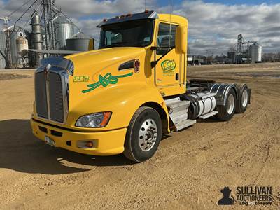 2012 Kenworth T660 Truck Tractor w/ Wet Kit