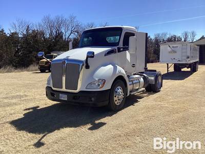2019 Kenworth T680 S/A Truck Tractor