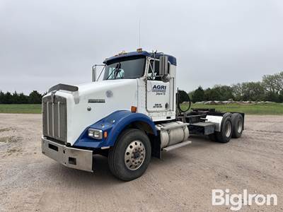 1998 Kenworth T800 T/A Truck Tractor