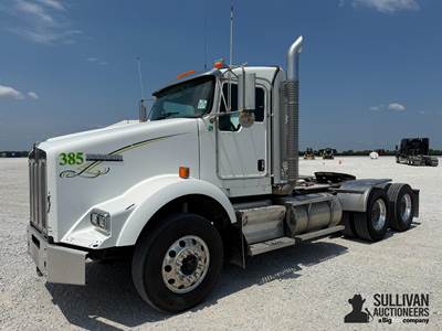 2010 Kenworth T800 T/A Truck Tractor