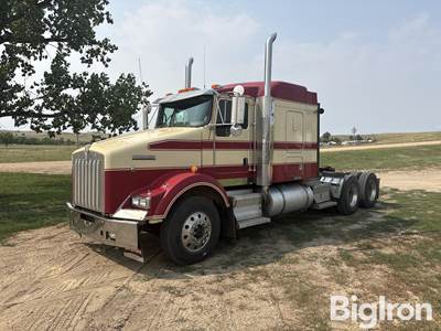 2006 Kenworth T800 AeroCab T/A Truck Tractor