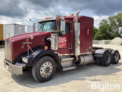 2003 Kenworth T800 T/A Truck Tractor