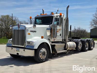 2007 Kenworth W900 Semi Truck Tractor