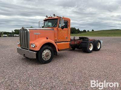 1973 Kenworth W900 T/A Truck Tractor