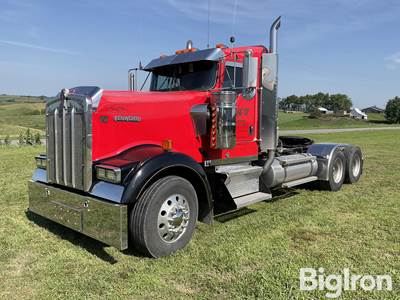 2005 Kenworth W900L T/A Truck Tractor