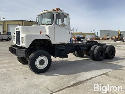 1972 Mack DM6856 6x6 T/A Truck Tractor