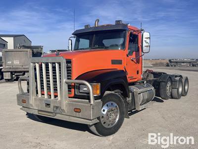 2016 Mack Pinnacle CHU613 Tri/A Truck Tractor