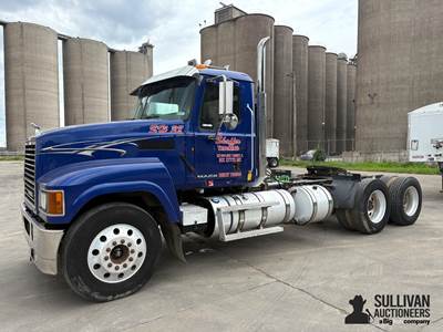 2013 Mack CHU613 T/A Day Cab Truck Tractor