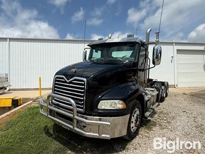 2015 Mack CXU613 T/A Truck Tractor
