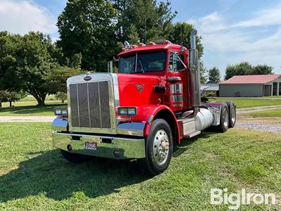 1985 Peterbilt 359 Truck Tractor