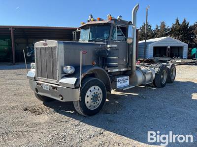 1976 Peterbilt 359 A T/A Truck Tractor