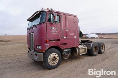 1988 Peterbilt 362 T/A Cabover Truck Tractor