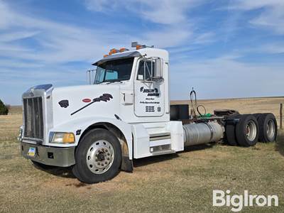 1999 Peterbilt 377 T/A Truck Tractor